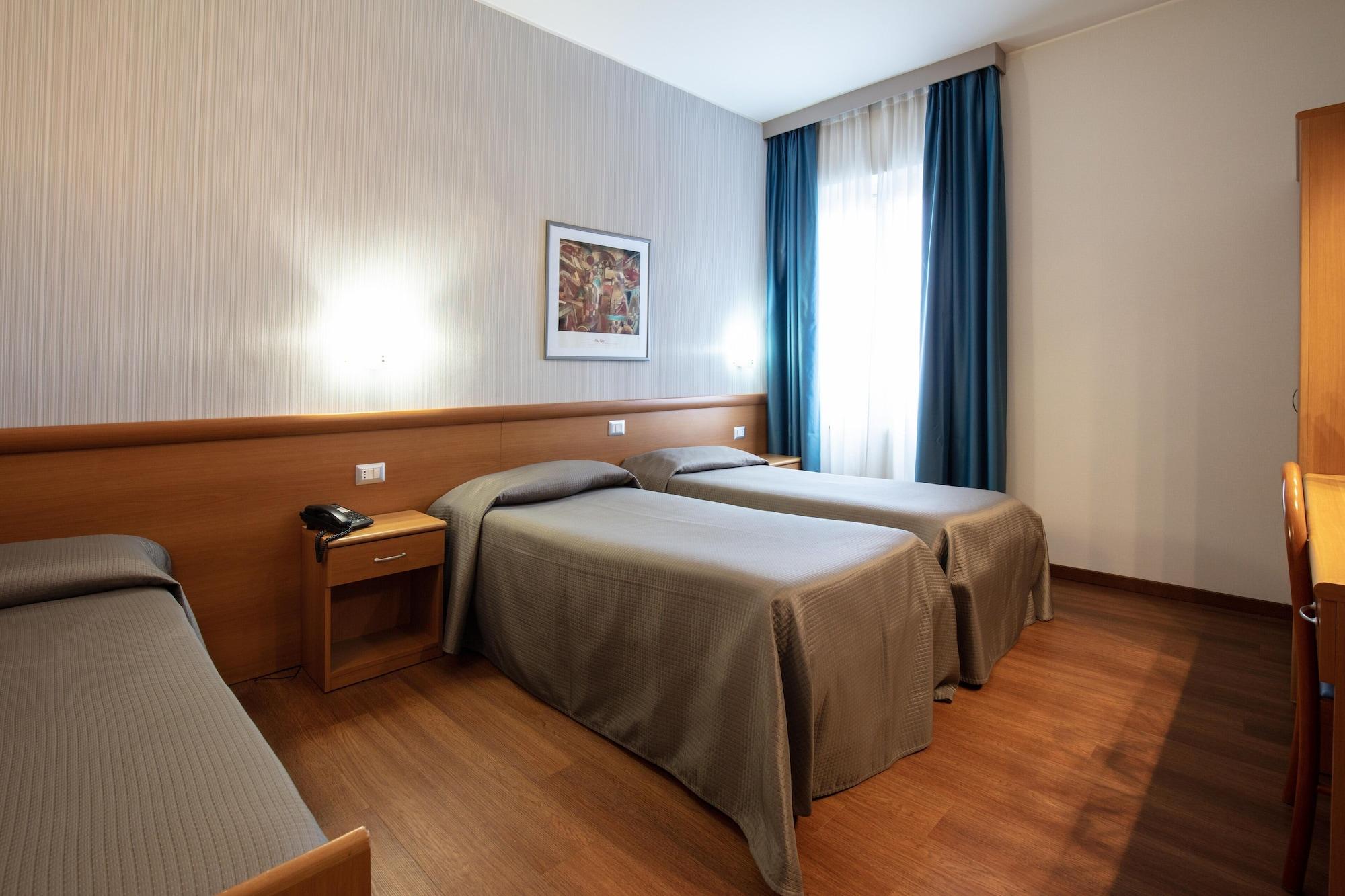 Hotel Esperia Rho Esterno foto