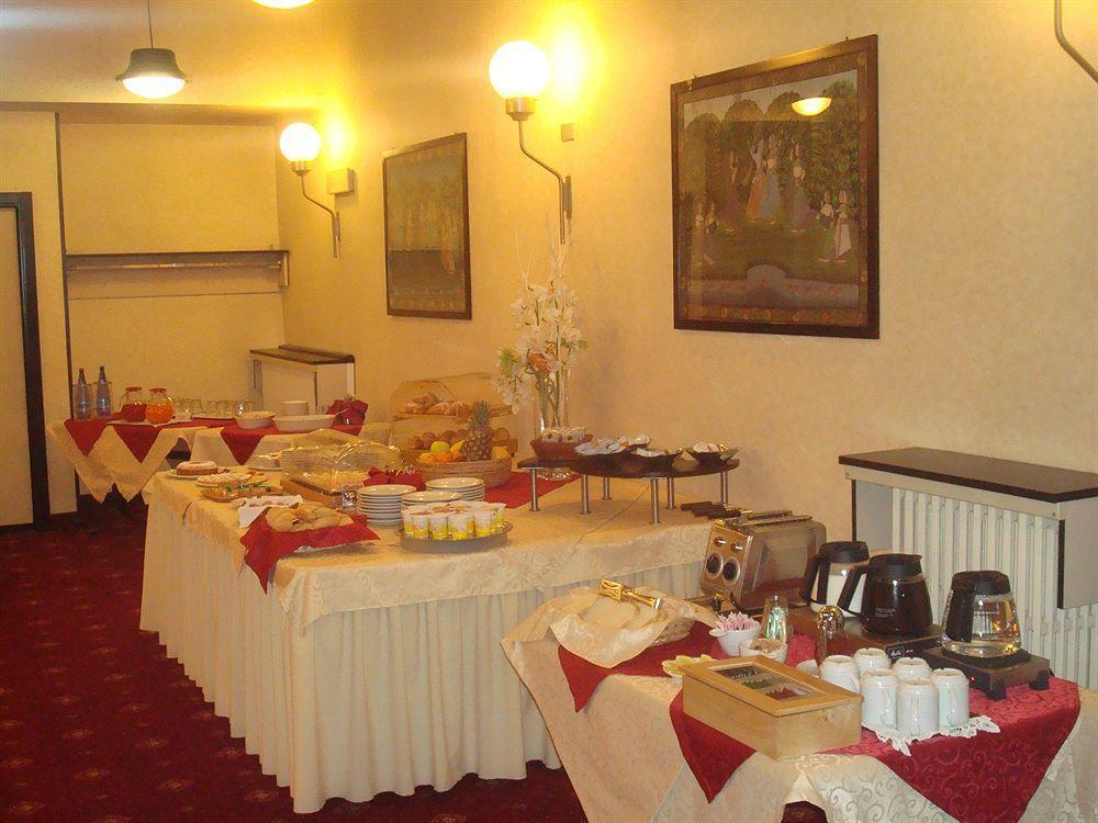Hotel Esperia Rho Esterno foto